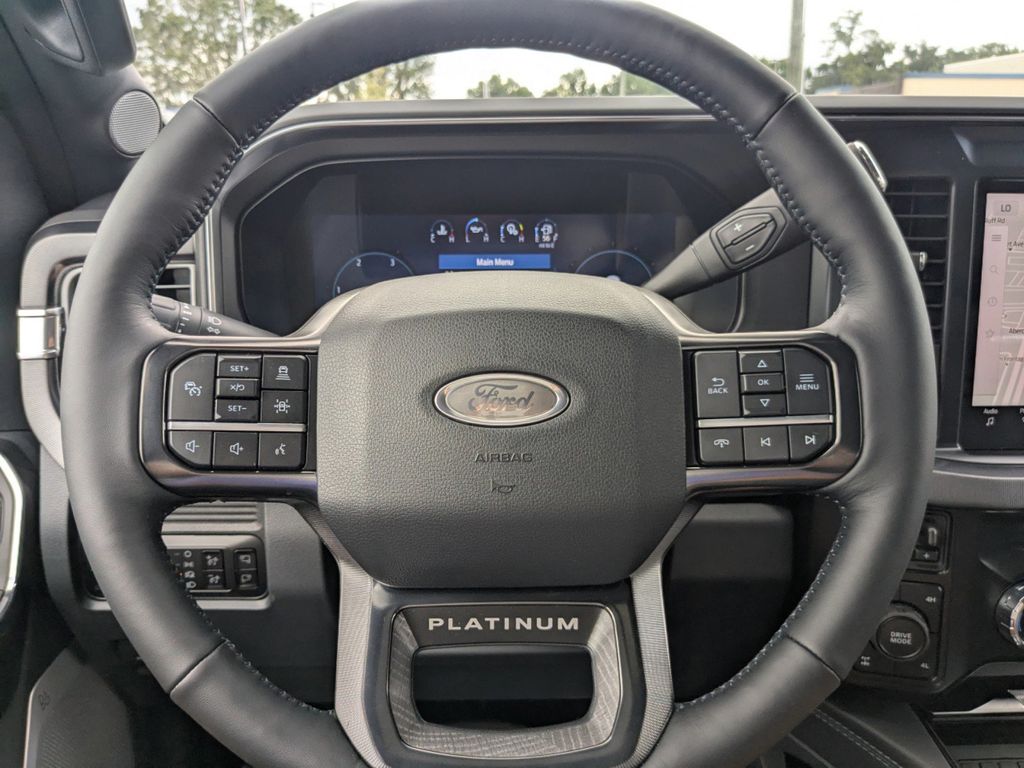 2025 Ford F-250 Super Duty Platinum
