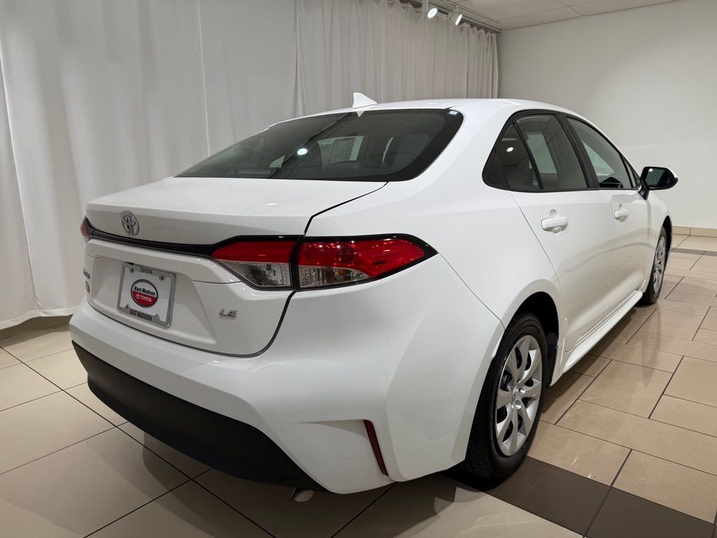 Thumbnail: 2024 Toyota Corolla - 5