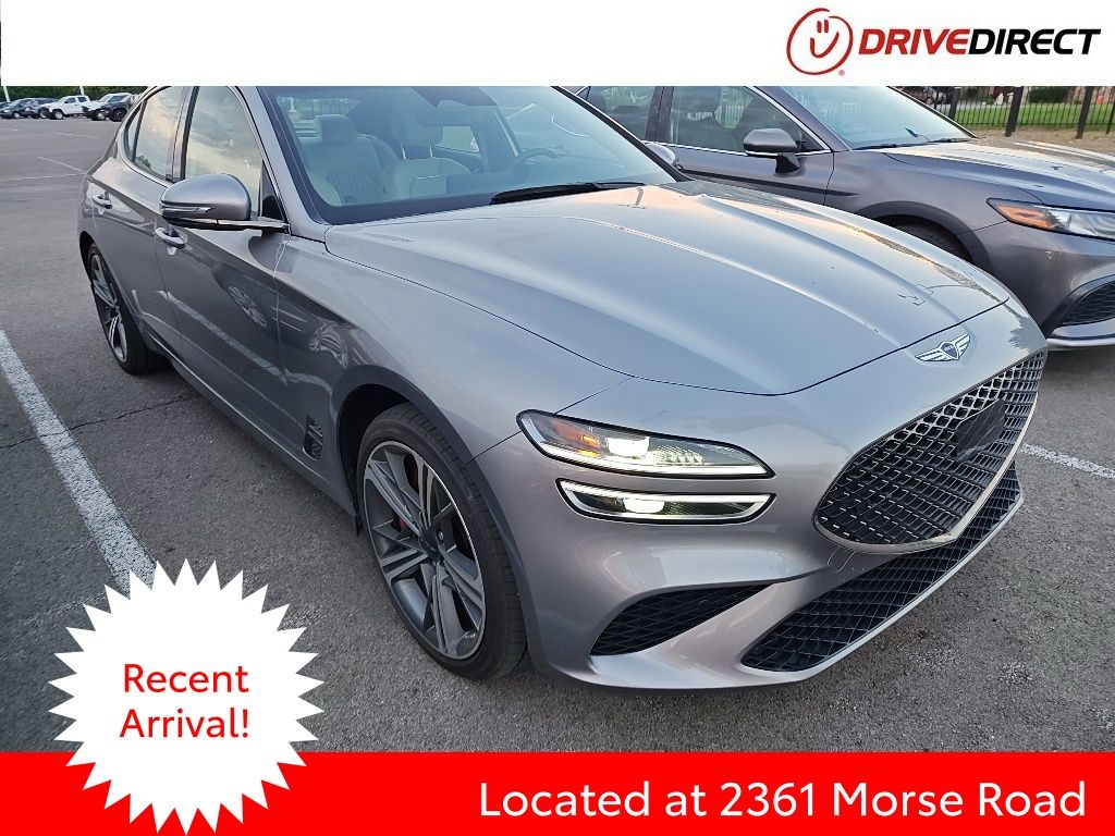 Savile Silver 2025 Genesis G70 2.5T Standard RWD Sedan Rear-Wheel Drive 8-Speed Automatic