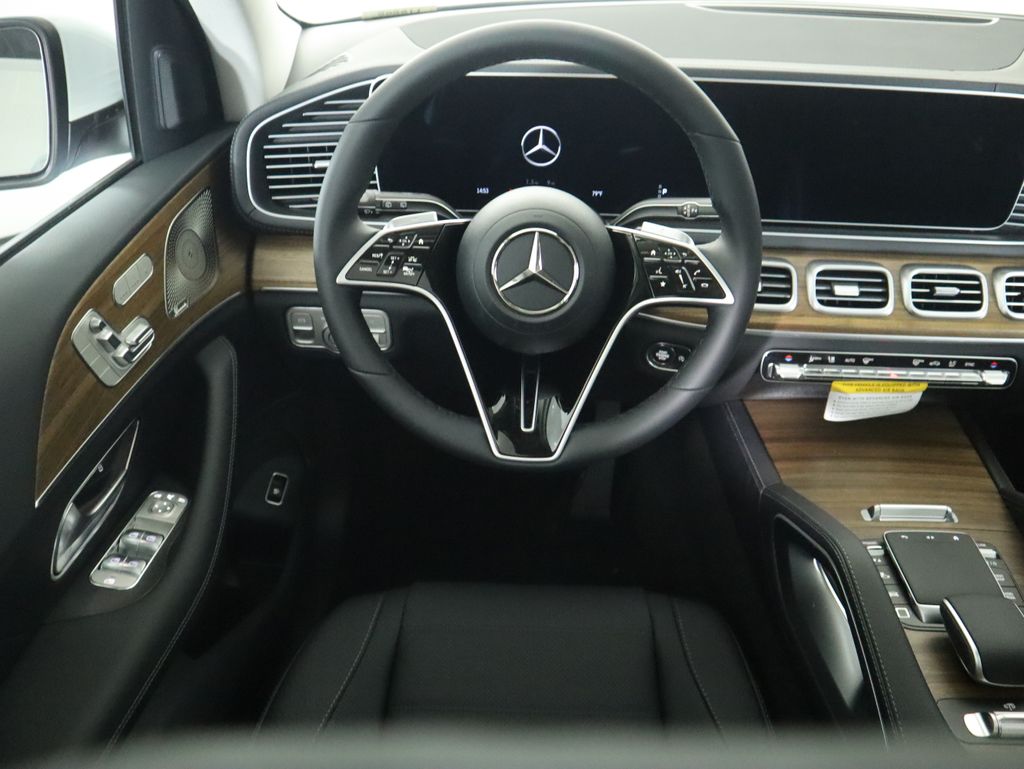 Thumbnail: 2026 Mercedes-Benz GLS - 11