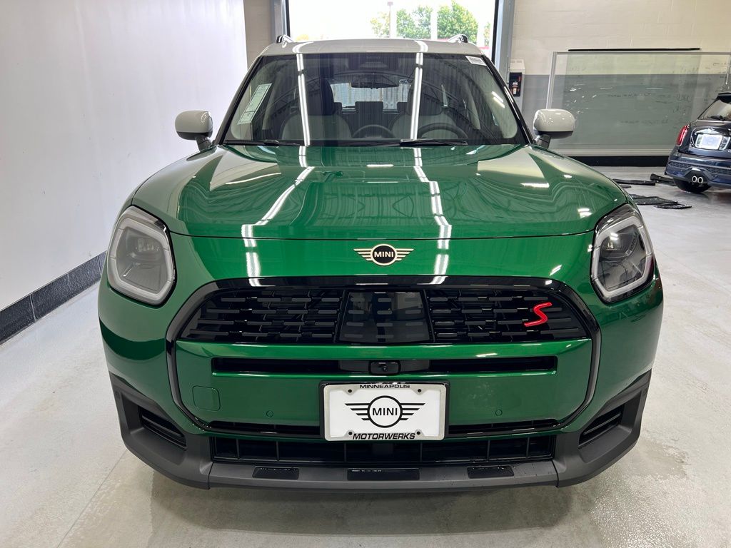 2025 MINI Cooper Countryman Base 3