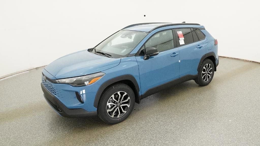 2026 Toyota Corolla Cross SE's photo