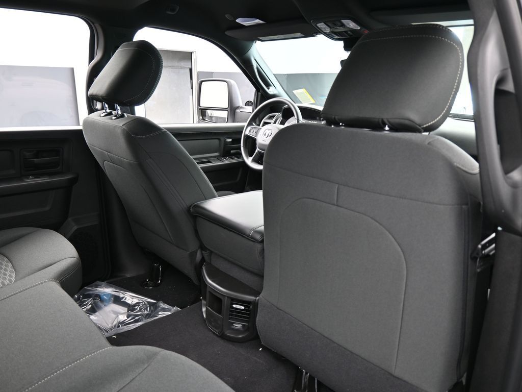 New 2026 Bright White Clearcoat Ram Tradesman image 42