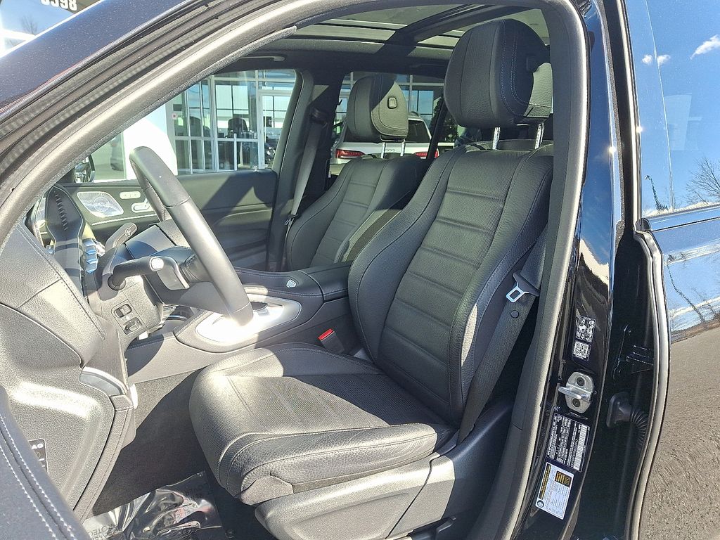 Thumbnail: 2024 Mercedes-Benz GLE - 13