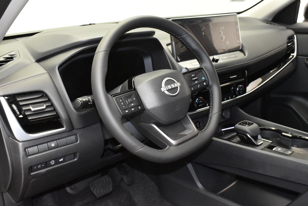 Thumbnail: 2025 Nissan Rogue - 15