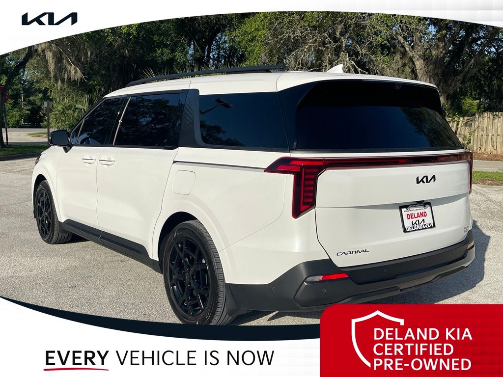Used 2026 Kia Carnival Van