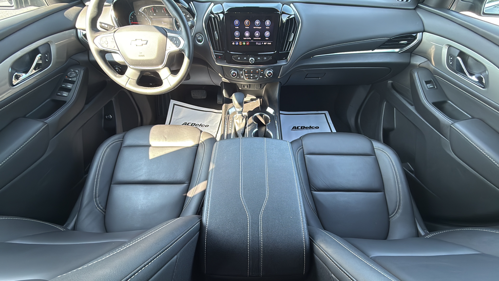 Used 2023 Chevrolet Traverse SUV