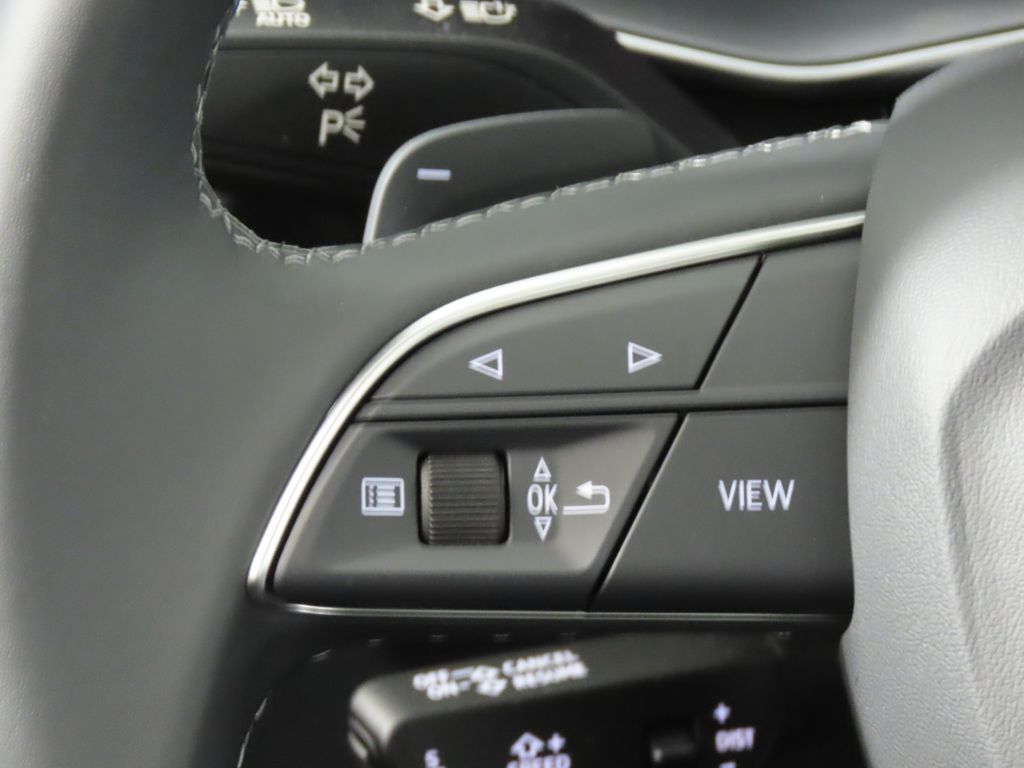 Thumbnail: 2026 Audi Q7 - 15