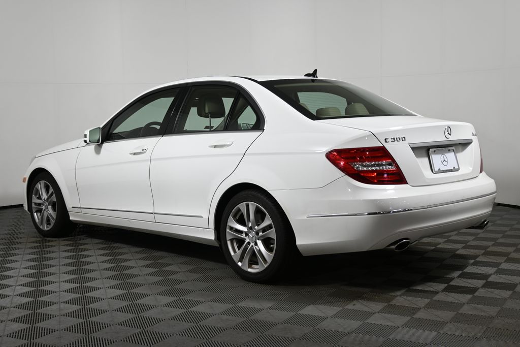 Thumbnail: 2014 Mercedes-Benz C-Class - 5