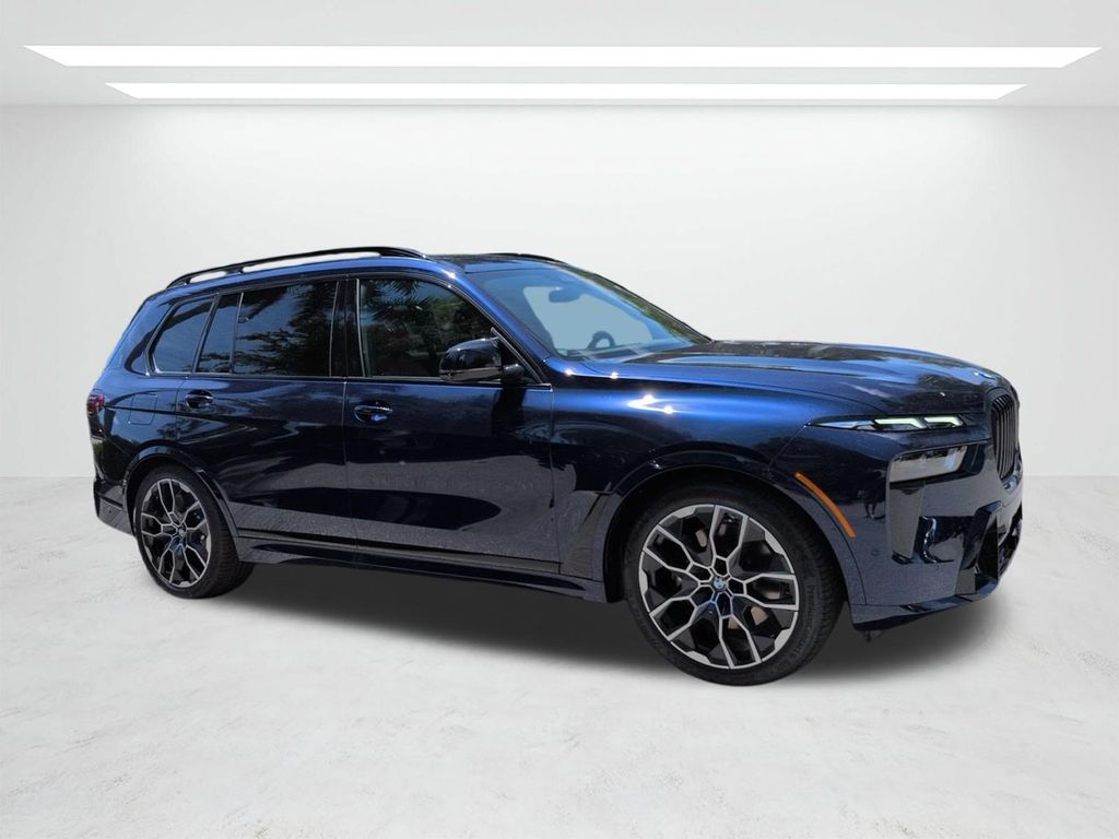 New 2027 Blue BMW M60i image 2