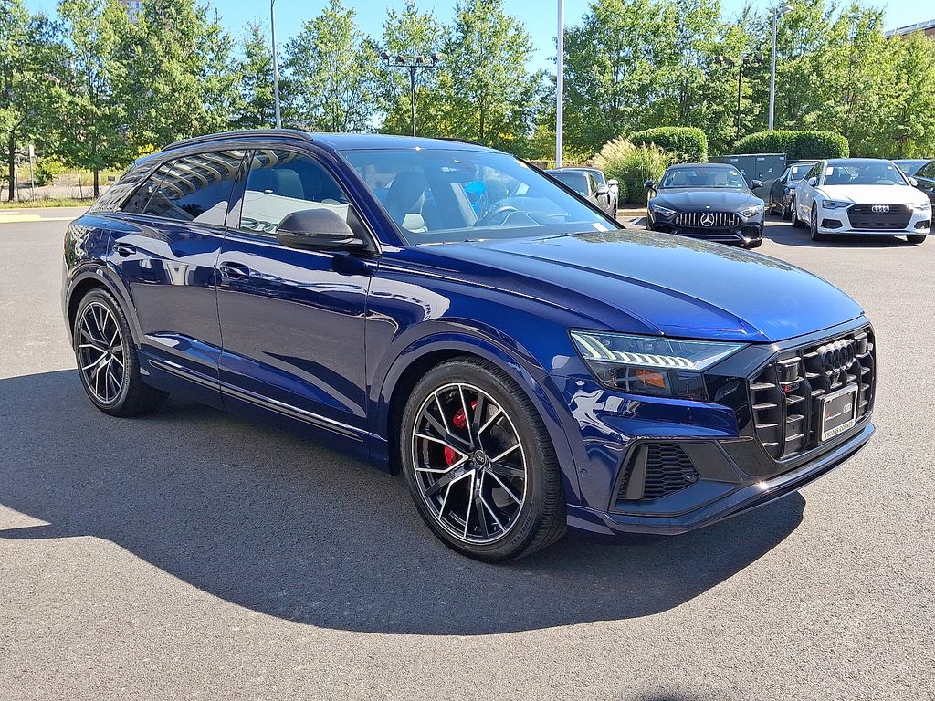 Thumbnail: 2023 Audi SQ8 - 3