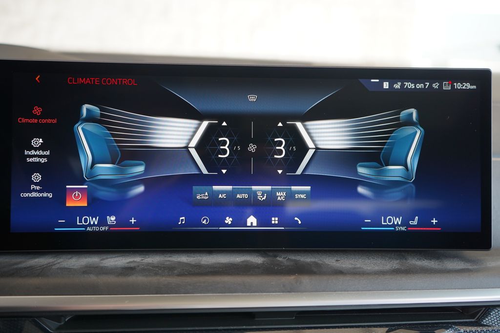 2026 BMW X5 sDrive40i 17