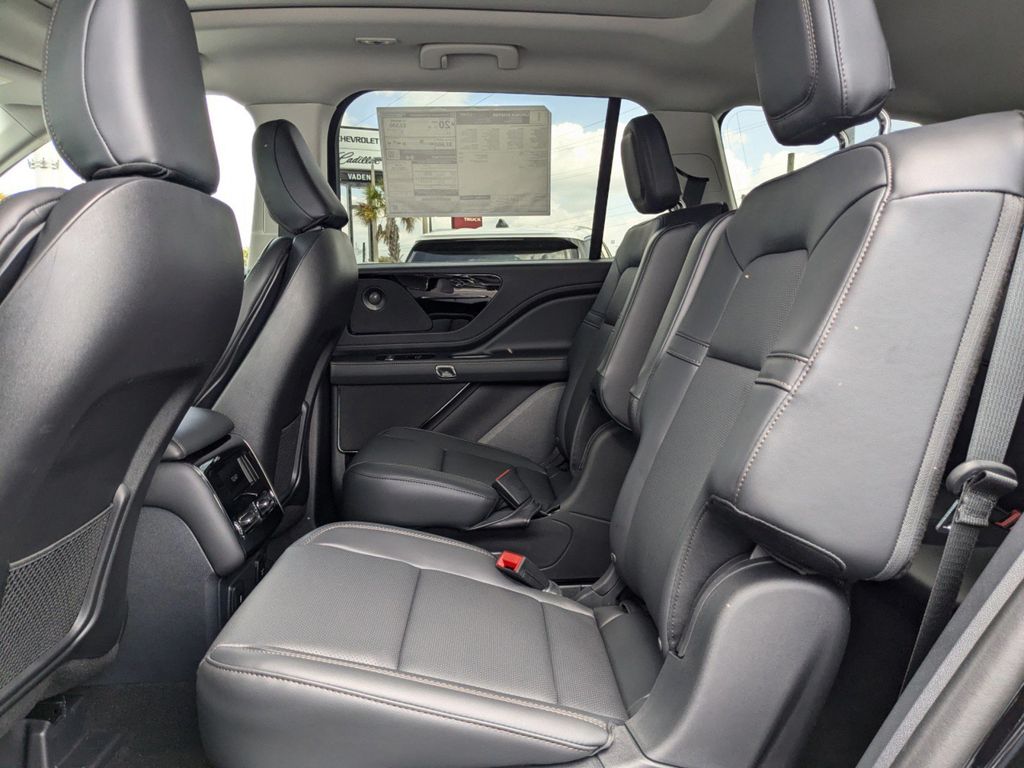 2025 Lincoln Aviator Premiere