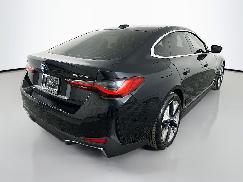 Thumbnail: 2023 BMW i4 - 5
