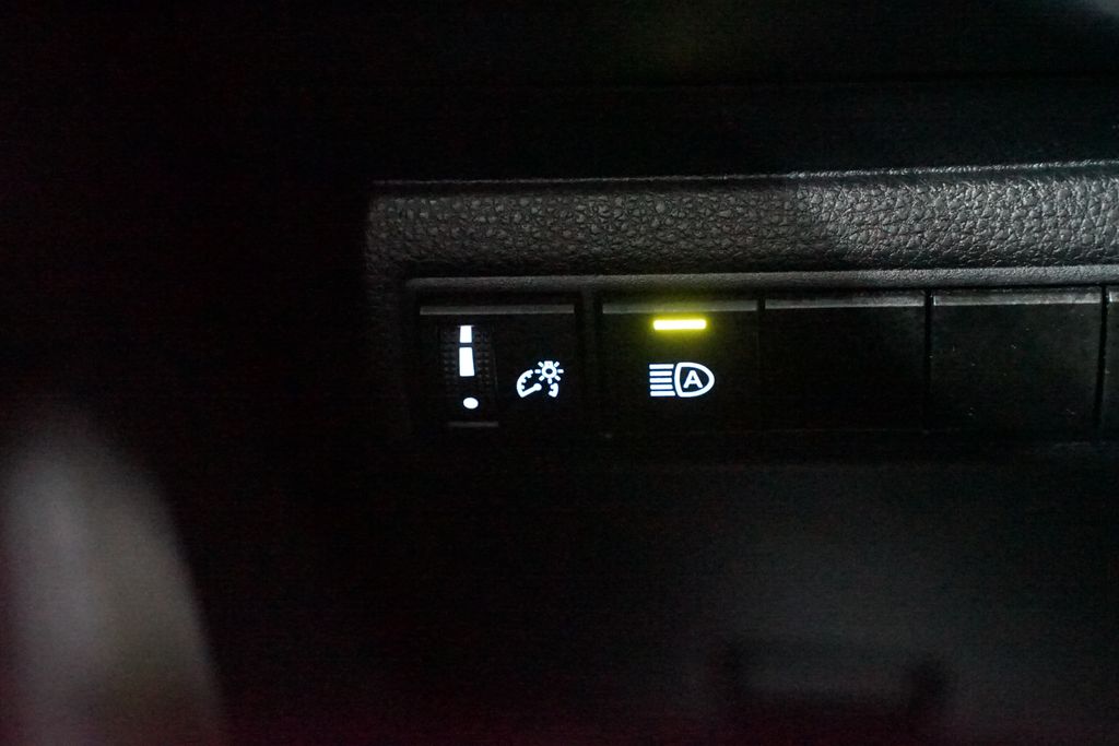 Thumbnail: 2024 Toyota Corolla - 22