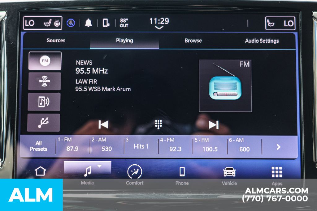 2023 Chrysler Pacifica Touring L photo 40