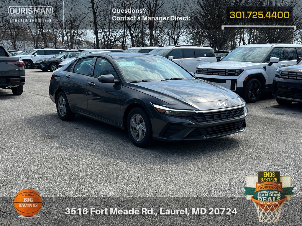 2026 Hyundai Elantra SE FWD