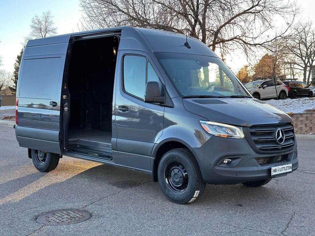 2024 Mercedes-Benz Sprinter 2500 Cargo 144 WB 23