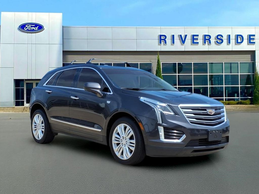  2019 Cadillac XT5 Premium Luxury FWD   