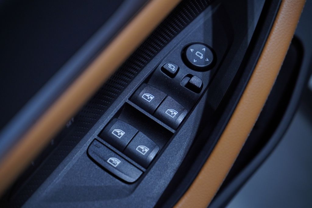 Thumbnail: 2022 BMW 4 Series - 17