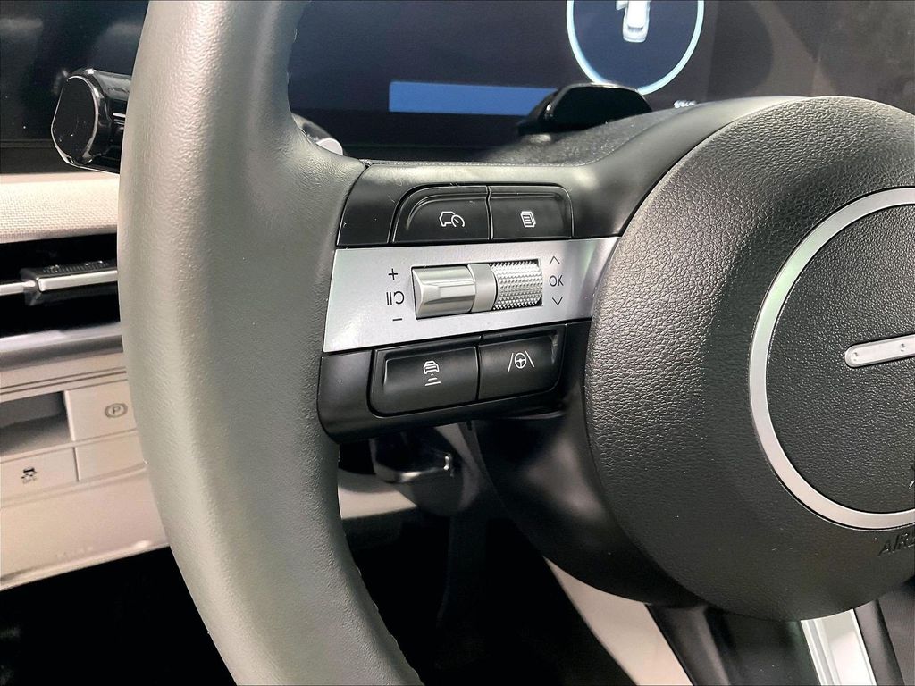2025 Hyundai Tucson — photo 24
