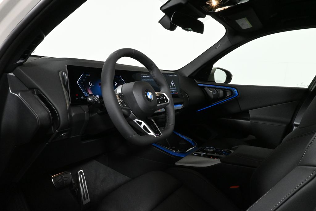 Thumbnail: 2025 BMW X3 - 15