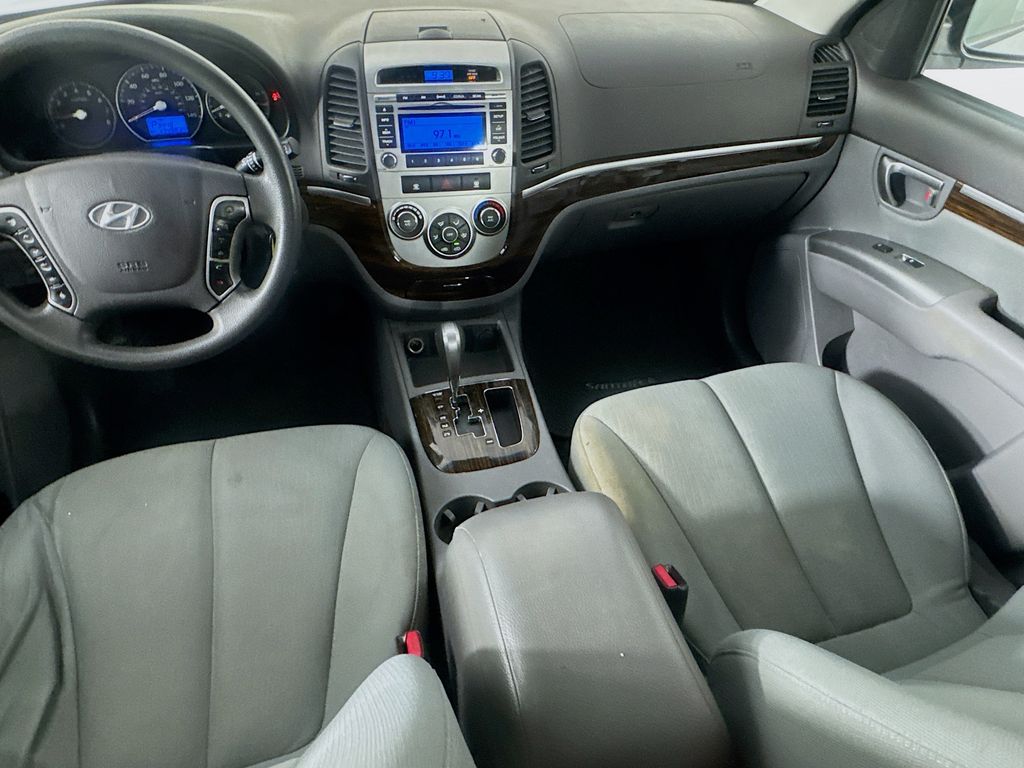 Used Car 2011 Hyundai Santa Fe  Gls For Sale Under $10,000 In Austin, Texas