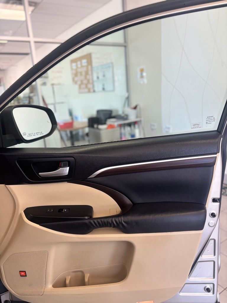 Used 2015 Toyota Highlander SUV