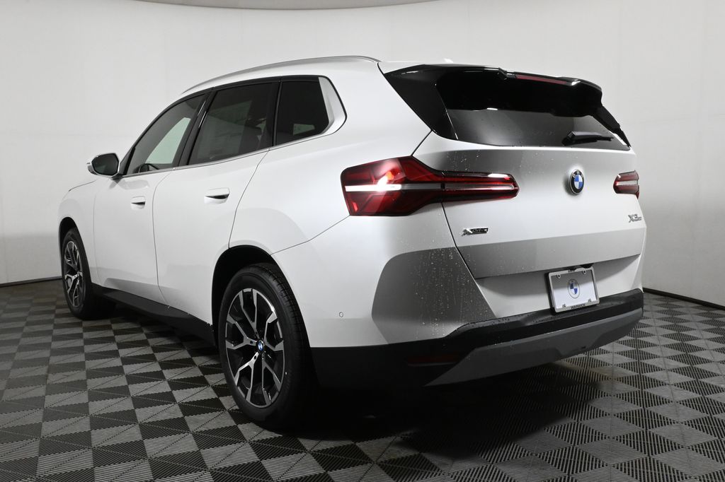 Thumbnail: 2026 BMW X3 - 5