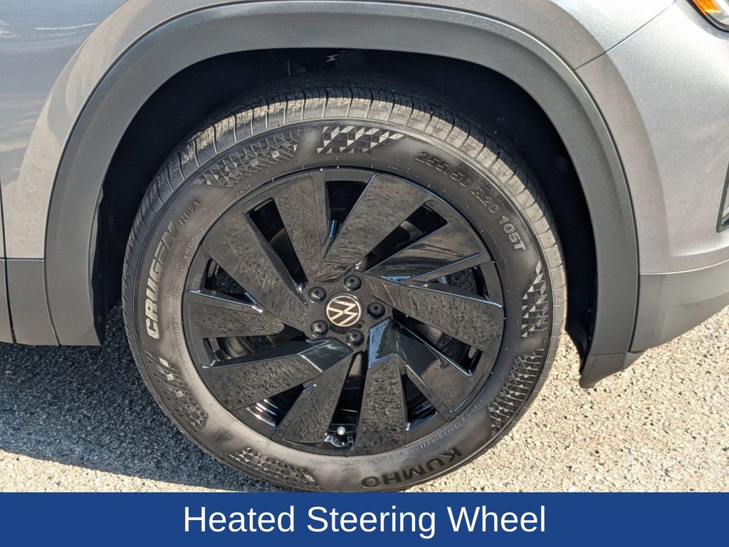 2024 Volkswagen Atlas Cross Sport 2.0T SE w/Technology