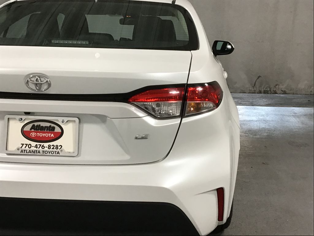 Thumbnail: 2024 Toyota Corolla - 10