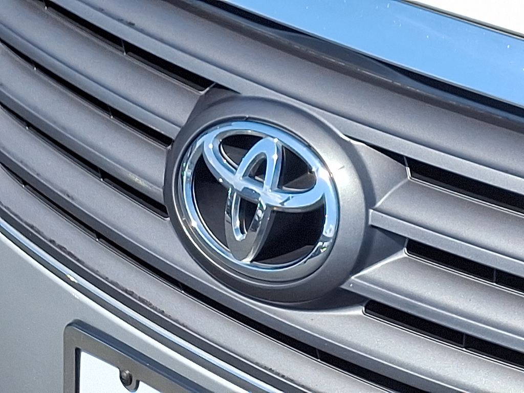 Thumbnail: 2008 Toyota Avalon - 27