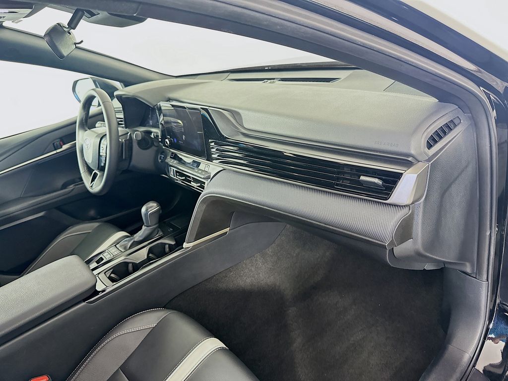 Thumbnail: 2025 Toyota Camry - 29