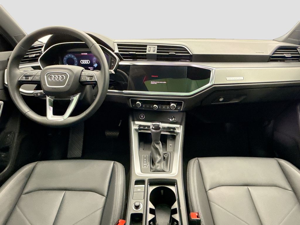 Thumbnail: 2025 Audi Q3 - 13