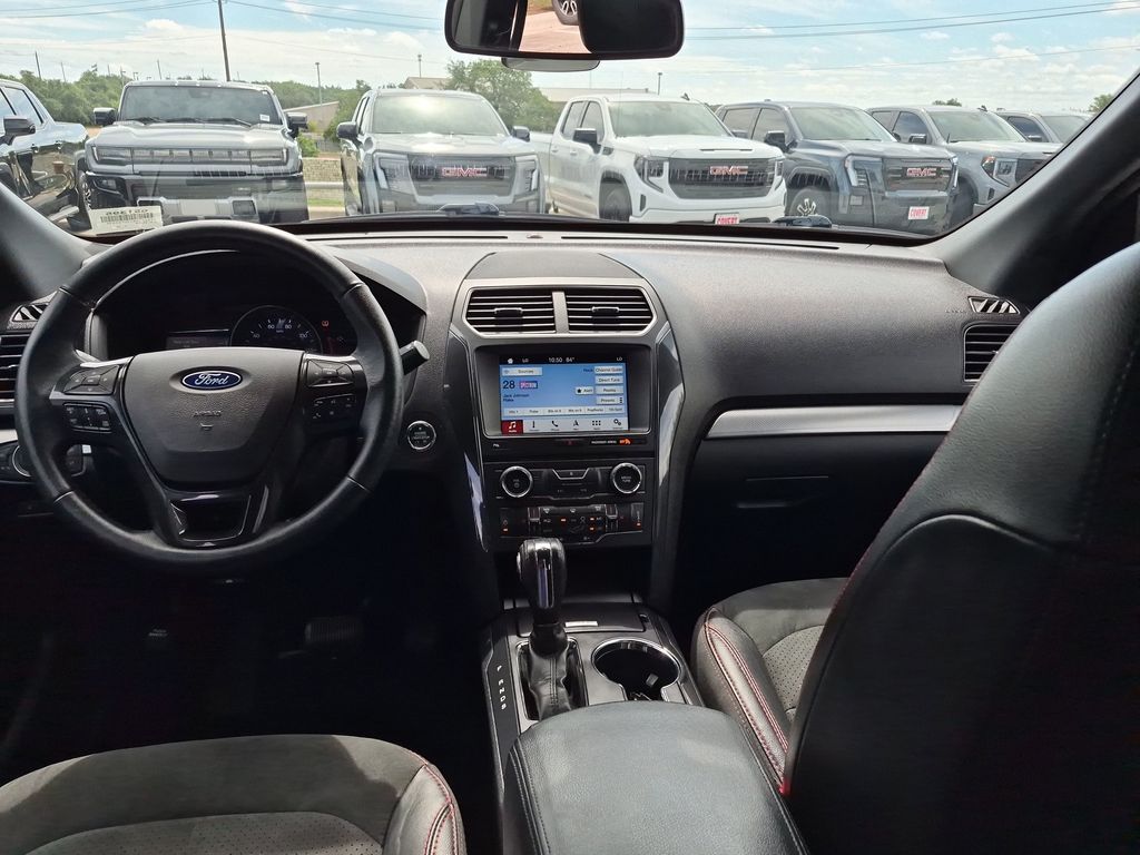 Used Car 2018 Ford Explorer  Xlt For Sale Under $15,000 In Austin, Texas