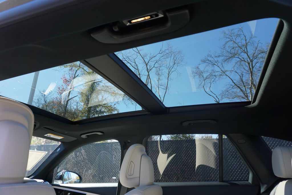 Thumbnail: 2026 Mercedes-Benz GLC - 16