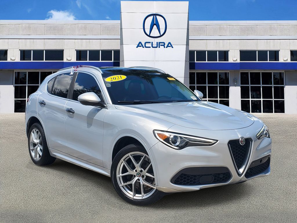 2021 Alfa Romeo Stelvio - $16,488