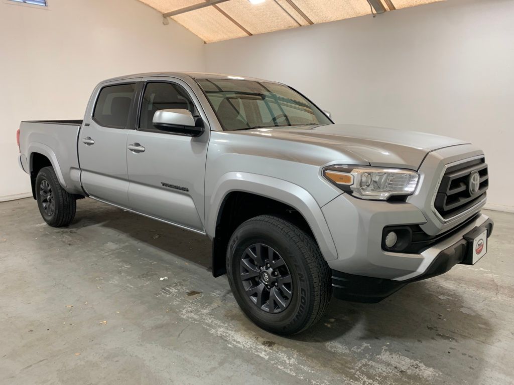 2022 Toyota Tacoma SR5 4