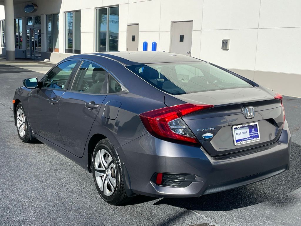 Thumbnail: 2016 Honda Civic - 4