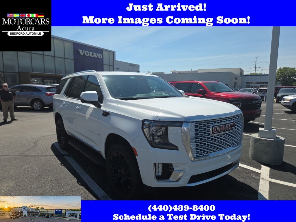 Summit White 2024 GMC Yukon SUV / Crossover Four-Wheel Drive 