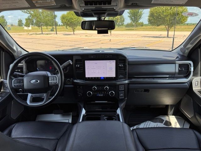 2024 Ford F-450 Chassis LARIAT