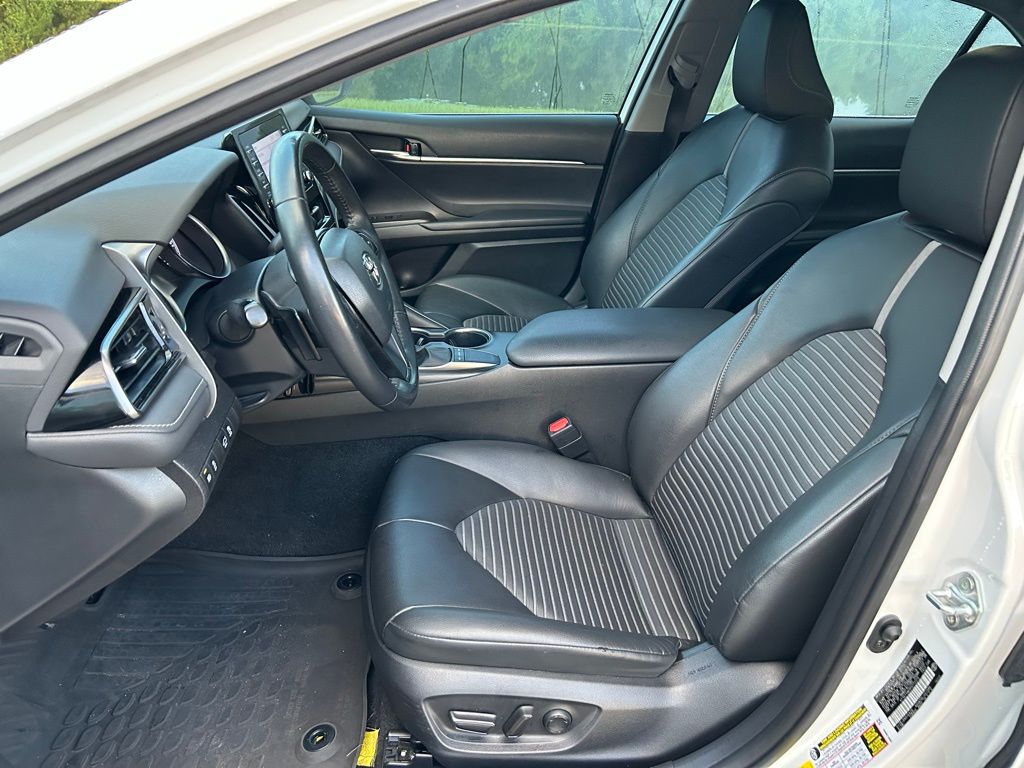 Thumbnail: 2023 Toyota Camry - 14