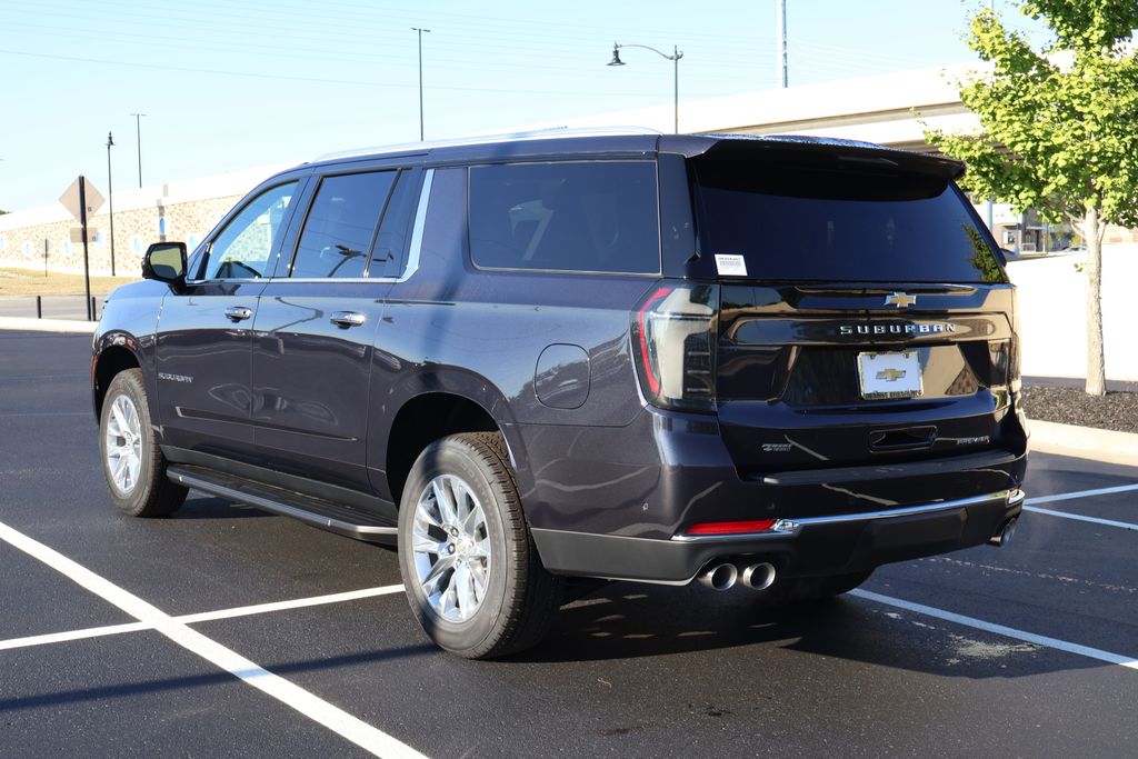 Thumbnail: 2025 Chevrolet Suburban - 5