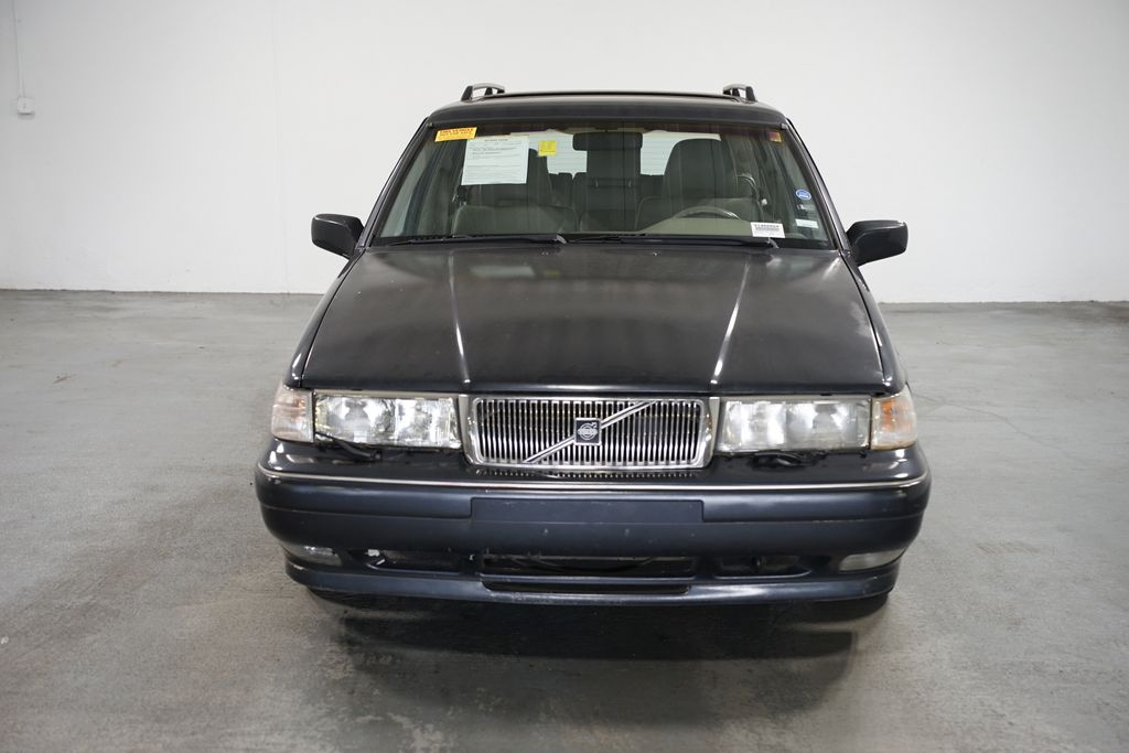 Thumbnail: 1998 Volvo V90 - 2