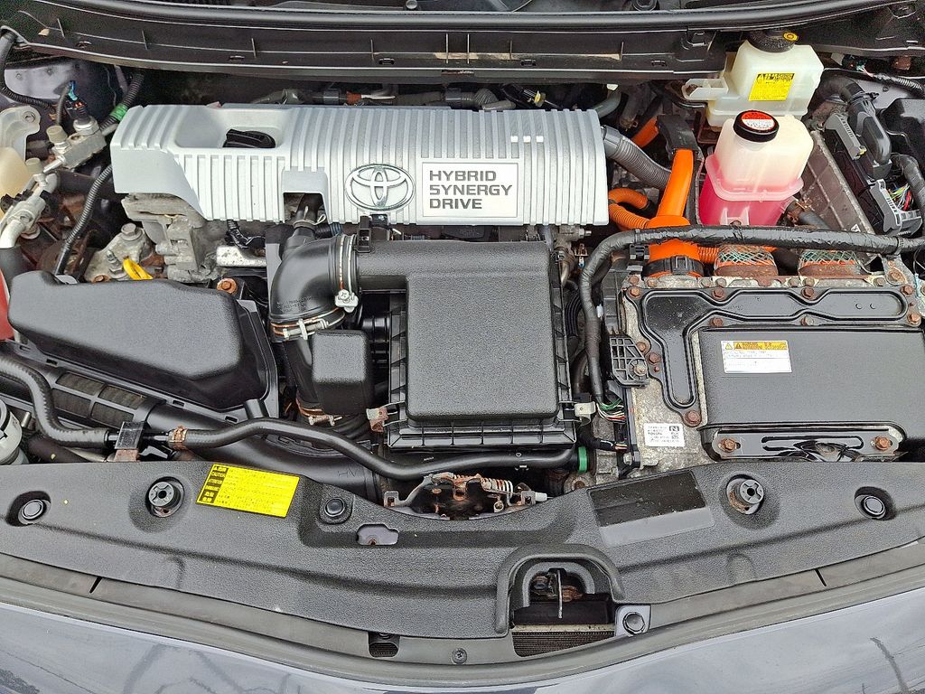 Thumbnail: 2014 Toyota Prius - 28