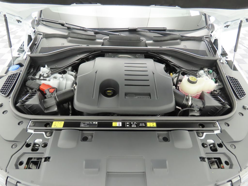 2025 Land Rover Range Rover Sport Dynamic 31