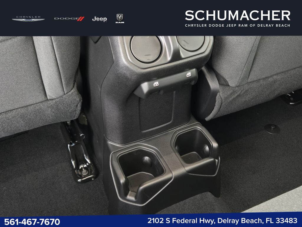 new 2026 Jeep Gladiator car, priced at $35,740