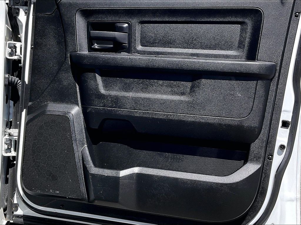 2023 Ram 3500 — photo 11