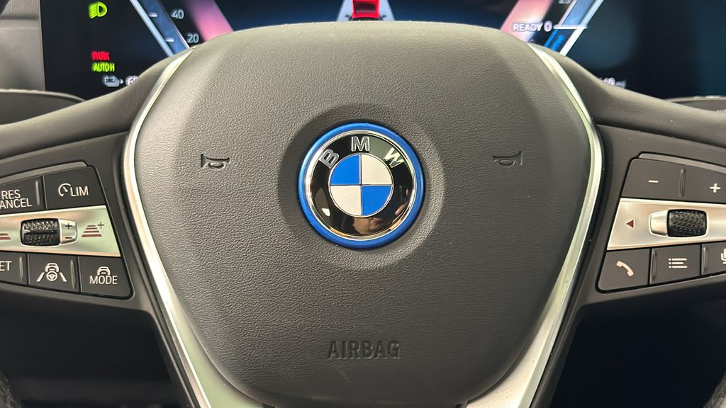 2024 BMW i4 eDrive40 16