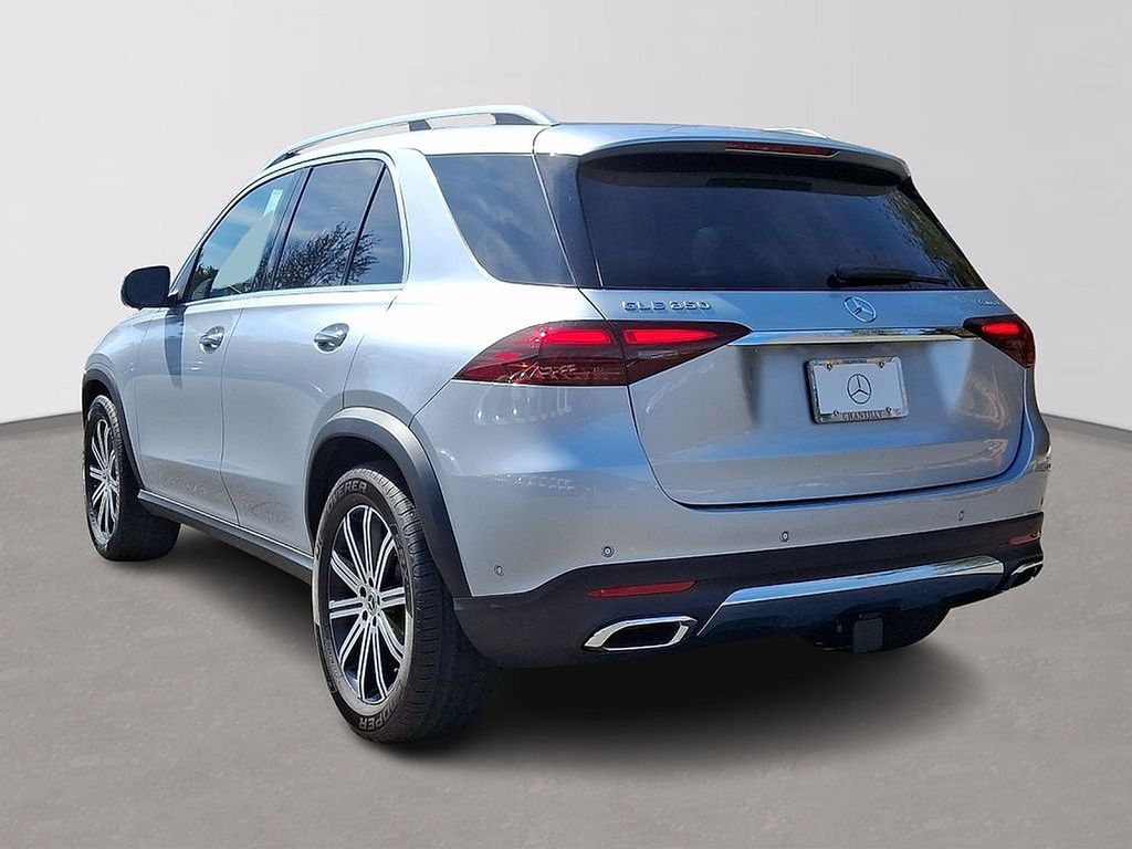 Thumbnail: 2025 Mercedes-Benz GLE - 4